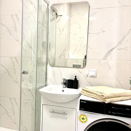 Charm Two-room Apartamento